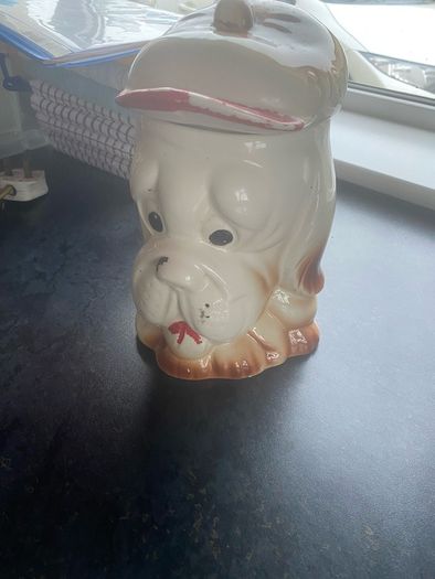 vintage cookie jar