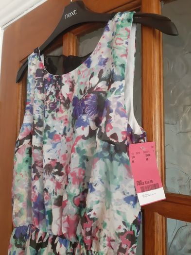 Brand New Dress, Size Medium