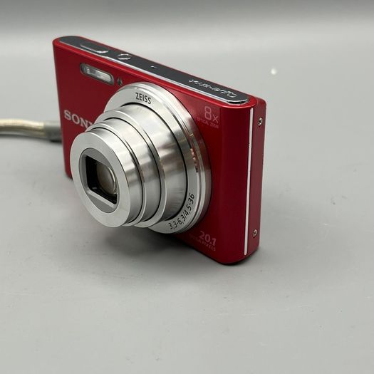 Sony Cyber-shot DSC-W830 20.1MP Digital Camera Red - Boxed - Full Kit
