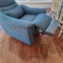 electric recliner chair Image 2