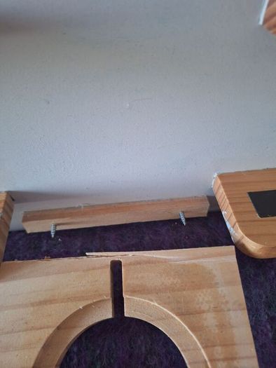 Tonie wall shelf