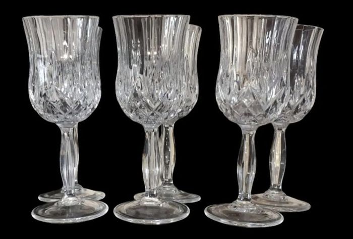 Pristine Unused Set of 6 RCR Opera Crystal Glasses