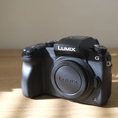Panasonic Lumix G7 + 2 Lenses (14-42mm & 40-150mm)  Full Kit  Excellent Condition