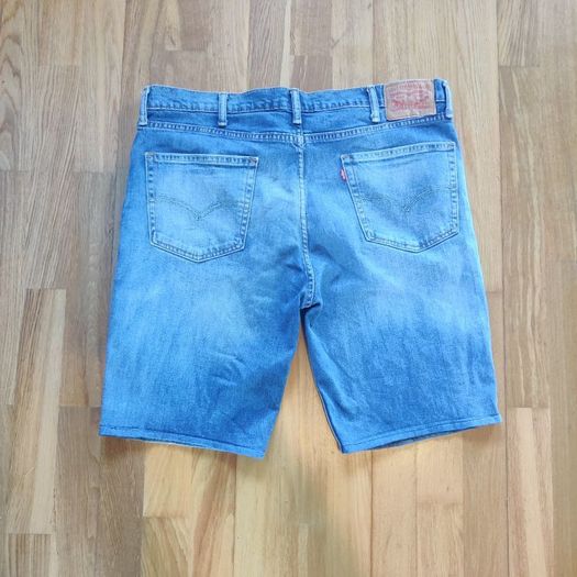 Levis 511 Jean Shorts (W40)