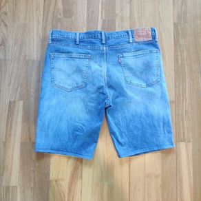 Levis 511 Jean Shorts (W40)