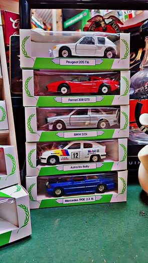 Corgi Mobil Oil model cars from 1989