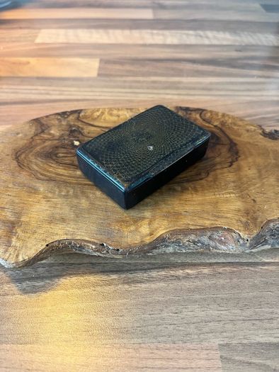 Victorian Papier Mache Snuff Box