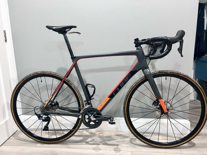 cube cross race