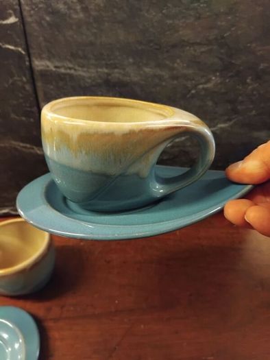 Stylish Pair cups and Saucers