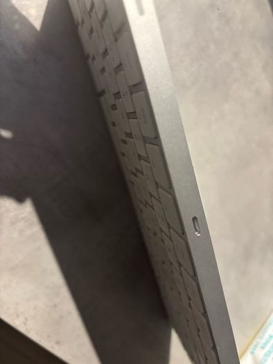 Apple Magic Keyboard lightning version