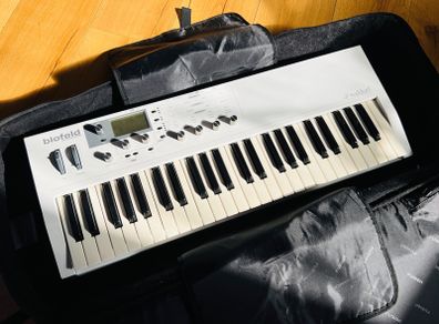 Waldorf Blofeld Keyboard Synthesizer