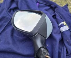 clio iv mirror