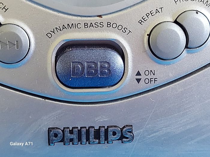 PHILIPS CD Radio Cassette Recorder Model AZ1008, Radio is excellent, great volume, CD Tape not working