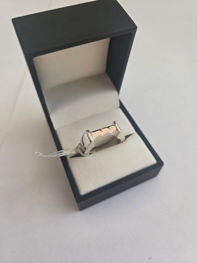 Brand New Hallmarked Silver & 9ct Gold Ring