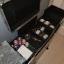 Beauty case on wheels Like New Image 4