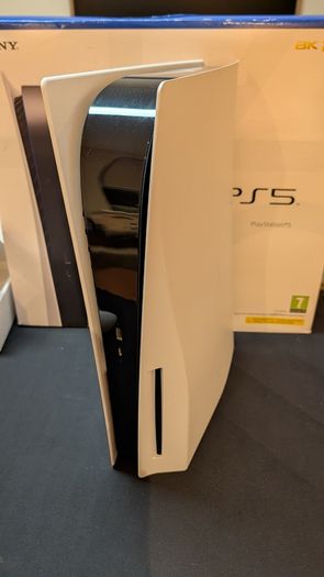 PlayStation 5 Disc Edition