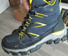 Regatta waterproof kids boots