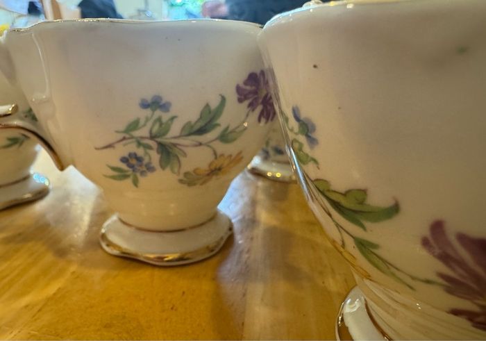 China Royal Albert Lavender Rose Tea Cups