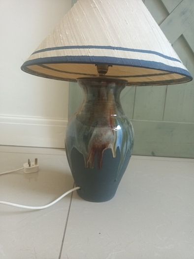 Table lamp