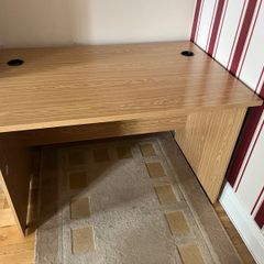 Desk office study