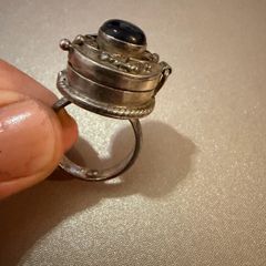 Vintage 925 Sterling Silver Secret Compartment Ring with Black Onyx Stone
