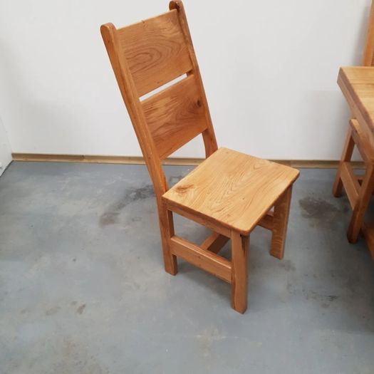 table and 6 chairs