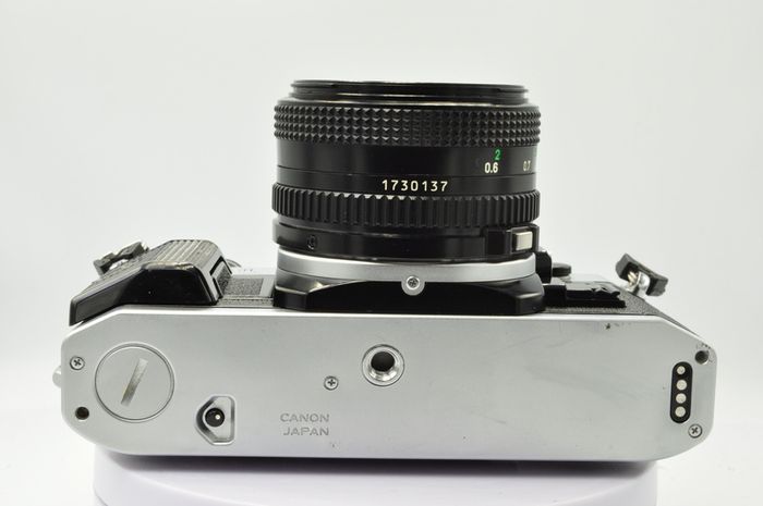 Canon AE-1 Program Silver/ Chrome 35mm SLR Film Camera with fast Canon FD 50mm f1. 8 FDn, Recently FULLY SERVICED and in Good Condition.