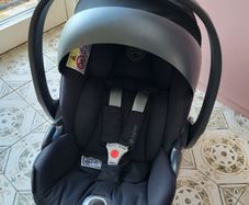 Cybex cloud z car seat and isofix base