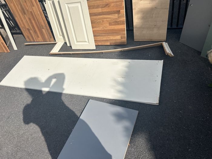 Fitted kitchen ends