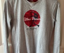 Tiffosi long sleeve top. Age 13/14