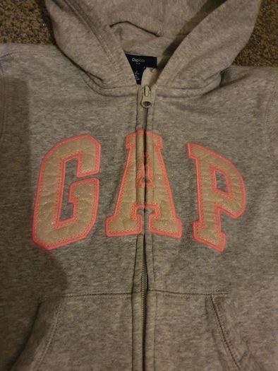 GAP Long Sleeve Zipped Hoodie ... Size: Age: 8 Years ... Price Drop