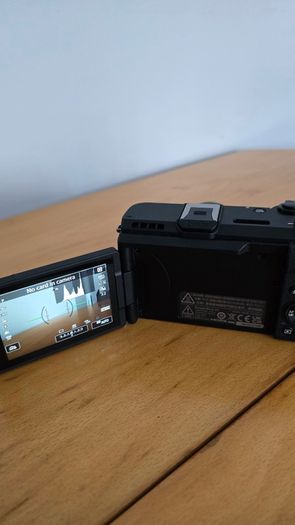 Canon PowerShot V1 Excellent Condition