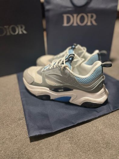 Dior b22