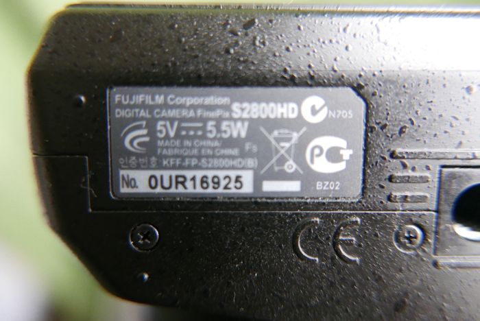FUJIFILM FINEPIX S2800HD Digital Camera 14.0MP 18x Optical Zoom and Bag Tested