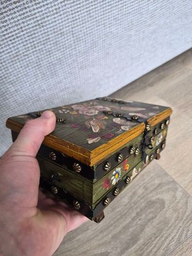 Hand paint Storage/Jewelry Box