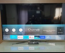 55" Samsung 4k Ultra HD HDR Freeview Freesat HD Smart LED TV