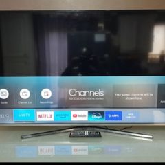 55" Samsung 4k Ultra HD HDR Freeview Freesat HD Smart LED TV