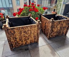 2 wooden planters