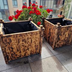 2 wooden planters