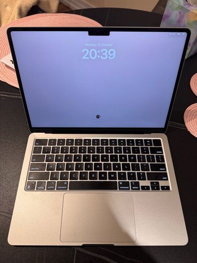MacBook Air M2