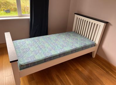 Solid wooden single bed