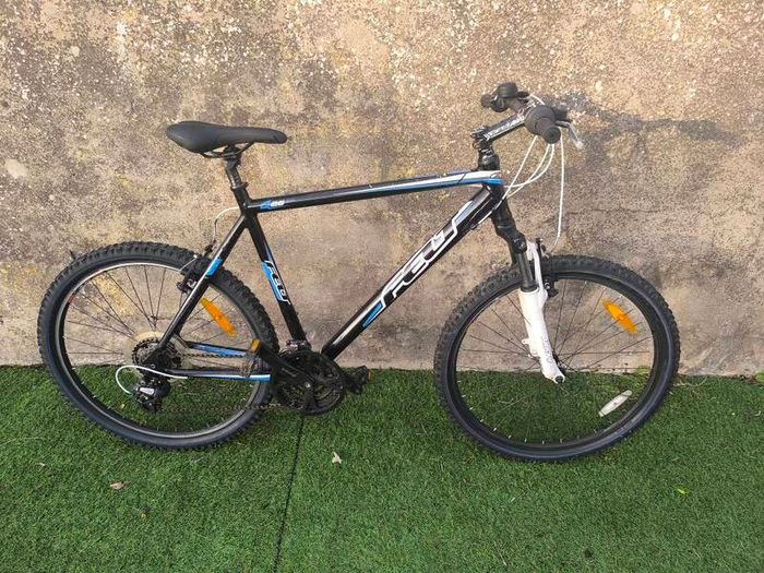 22" Felt Mountain Bike
