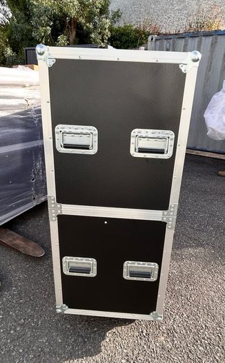 Pro TV Adjustable size Flight Case 65" to 86" Video Display Screen Case