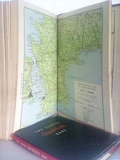 Sweden: The Blue Guides Edited by L. Russell Muirhead (HQ392)