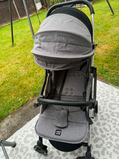 MiniUno TouchFold Compact Travel Stroller