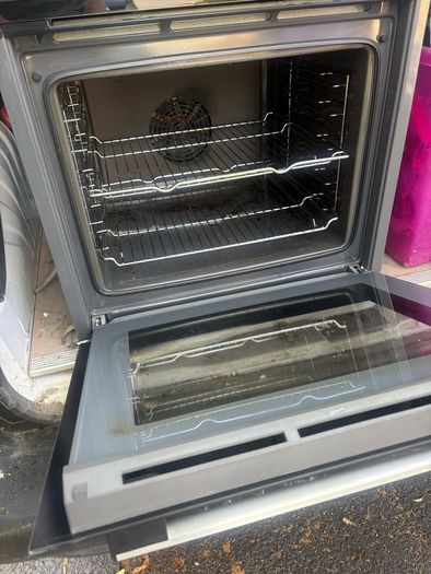 Oven