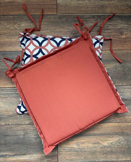 2 Pillow Chair Pad