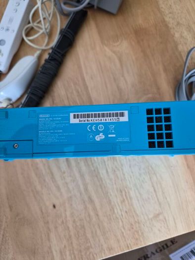 Nintendo wii blue console_complete bundle_(tested & working)