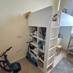 Kids loft bed