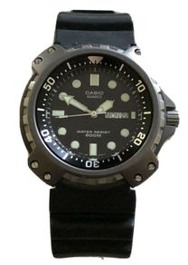 Casio MD-703 Diver Wrist Watch - Vintage - Rare - Highly Collectable-Mint Condition